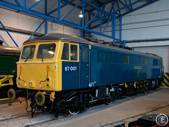 87001, "Class 87"